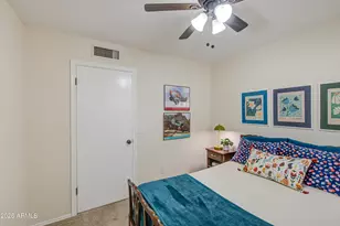 913 E Wahalla Ln, Phoenix, AZ 85024 - Photo 27