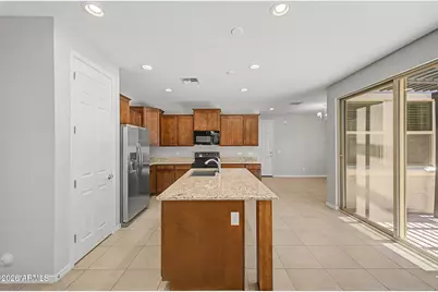 2511 S Entwistle Street, Gilbert, AZ 85295 - Photo 5