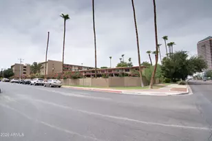 357 E Thomas Rd, Phoenix, AZ 85012 - Photo 23
