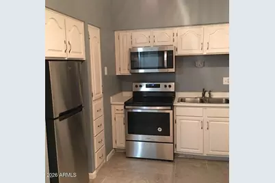357 E Thomas Road #Unit A212, Phoenix, AZ 85012 - Photo 1