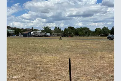 18628 S Joseph Hodge Road #80, Peeples Valley, AZ 86332 - Photo 17
