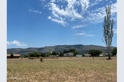 18628 S Joseph Hodge Road #80, Peeples Valley, AZ 86332 - Photo 15