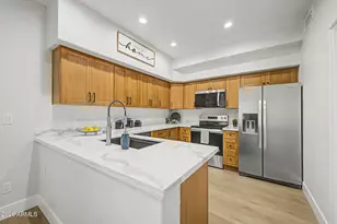 45 E 9th Pl, Mesa, AZ 85201 - Photo 5