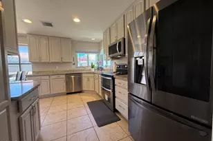 9016 E Sahuaro Dr, Scottsdale, AZ 85260 - Photo 9