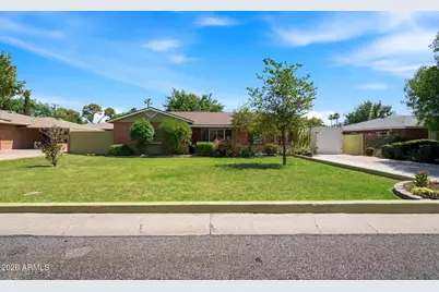 4045 E Cambridge Avenue, Phoenix, AZ 85008 - Photo 1