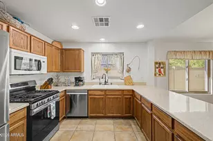 27815 N 64th Ln, Phoenix, AZ 85083 - Photo 15