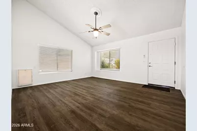 10601 N 72nd Avenue, Peoria, AZ 85345 - Photo 11