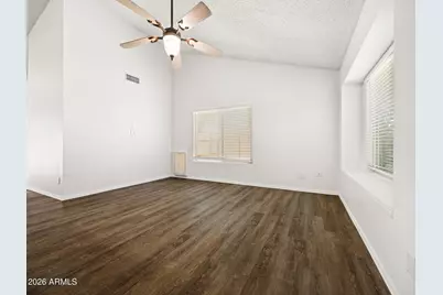10601 N 72nd Avenue, Peoria, AZ 85345 - Photo 9