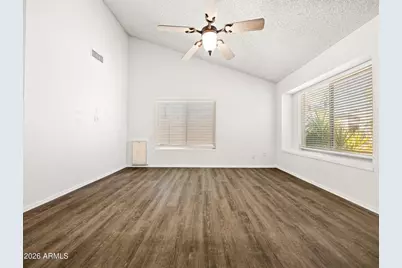 10601 N 72nd Avenue, Peoria, AZ 85345 - Photo 13