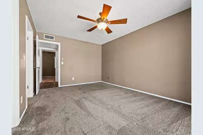 10601 N 72nd Avenue, Peoria, AZ 85345 - Photo 27