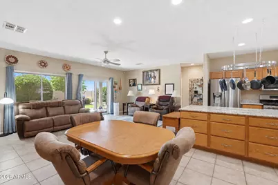 14236 S Avalon Road, Arizona City, AZ 85123 - Photo 11