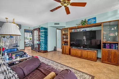 19014 N 99th Drive, Sun City, AZ 85373 - Photo 9