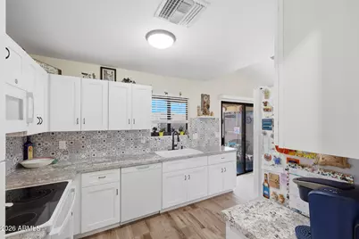 3182 W Williams Drive, Phoenix, AZ 85027 - Photo 5