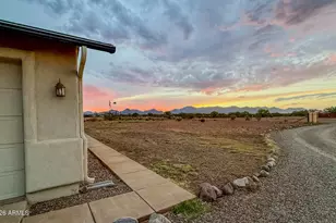1002 E Lena Way, Huachuca City, AZ 85616 - Photo 61