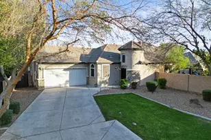 17239 W Ironwood St, Surprise, AZ 85388 - Photo 7