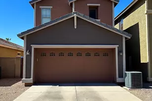 4388 E Selena Dr, Phoenix, AZ 85050 - Photo 17