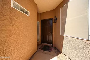 3221 N 37th St, Phoenix, AZ 85018 - Photo 3