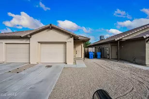 8917 N 4th St, Phoenix, AZ 85020 - Photo 1