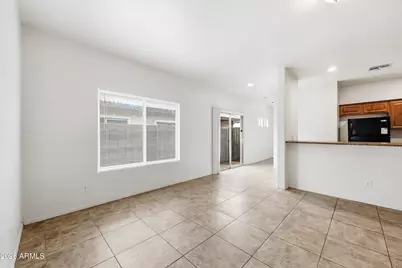 8917 N 4th Street #Apt B, Phoenix, AZ 85020 - Photo 7