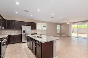 37995 W San Ildefanso Ave, Maricopa, AZ 85138 - Photo 11