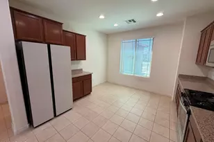 25549 N 104th Dr, Peoria, AZ 85383 - Photo 11