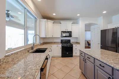 14586 W Columbus Avenue, Goodyear, AZ 85395 - Photo 9
