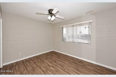 10913 W Canterbury Drive, Sun City, AZ 85351 - Photo 11