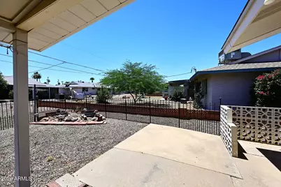 10913 W Canterbury Drive, Sun City, AZ 85351 - Photo 27