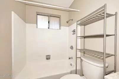 10913 W Canterbury Drive, Sun City, AZ 85351 - Photo 15