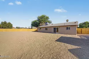 1621 N 53rd Dr, Phoenix, AZ 85035 - Photo 25