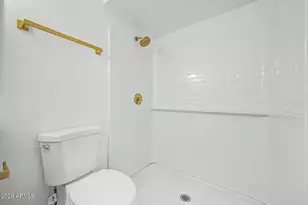 1621 N 53rd Dr, Phoenix, AZ 85035 - Photo 17