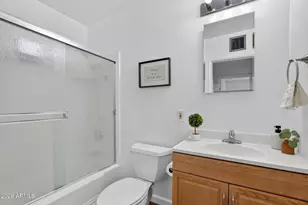 1711 S Roberts Rd, Tempe, AZ 85281 - Photo 23