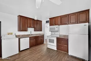 1711 S Roberts Rd, Tempe, AZ 85281 - Photo 7