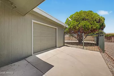 9310 W Glen Oaks Circle N, Sun City, AZ 85351 - Photo 11