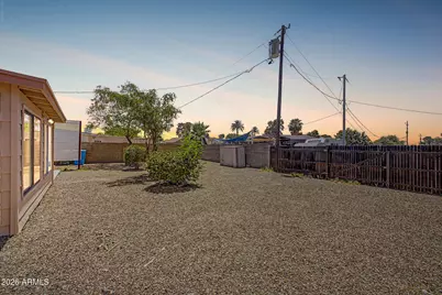 3235 W Country Gables Drive, Phoenix, AZ 85053 - Photo 21