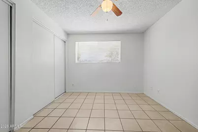 3235 W Country Gables Drive, Phoenix, AZ 85053 - Photo 11
