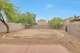 3038 W Sands Dr, Phoenix, AZ 85027 - Photo 15