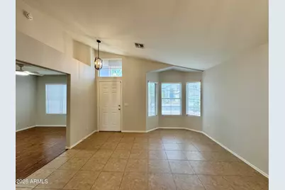2302 E Edna Avenue, Phoenix, AZ 85022 - Photo 5
