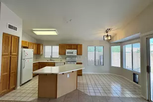 2302 E Edna Ave, Phoenix, AZ 85022 - Photo 13