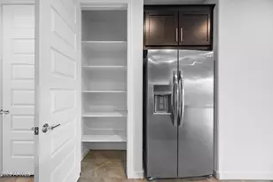 8911 W Solano Dr, Glendale, AZ 85305 - Photo 11