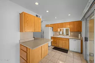 9855 W Wrangler Dr, Sun City, AZ 85373 - Photo 11