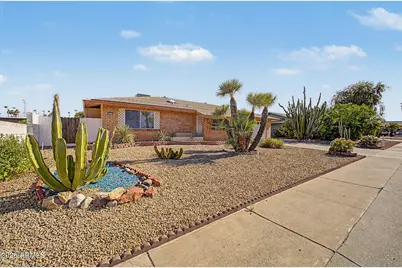 9855 W Wrangler Drive, Sun City, AZ 85373 - Photo 27