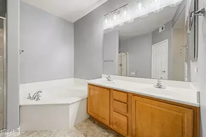 5450 E Deer Valley Drive #1006, Phoenix, AZ 85054 - Photo 11