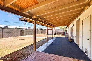 2038 W Palo Verde Dr, Phoenix, AZ 85015 - Photo 5