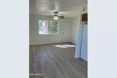 532 S Mesa Drive #B, Mesa, AZ 85210 - Photo 3