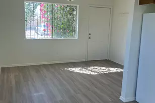 532 S Mesa Dr, Mesa, AZ 85210 - Photo 3