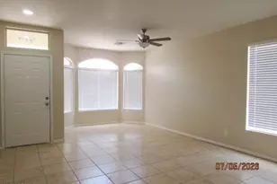 6135 W Navajo Dr, Glendale, AZ 85302 - Photo 13