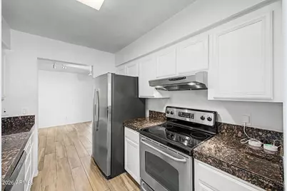 1988 E Oxford Drive, Tempe, AZ 85283 - Photo 9