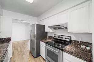1988 E Oxford Dr, Tempe, AZ 85283 - Photo 9