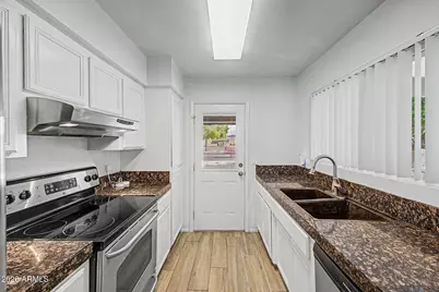 1988 E Oxford Drive, Tempe, AZ 85283 - Photo 11